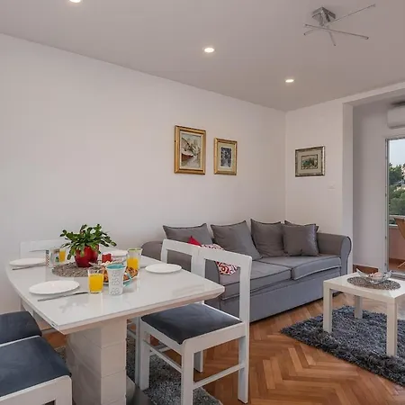 Apartman Cozy Seaside With Stunning View *